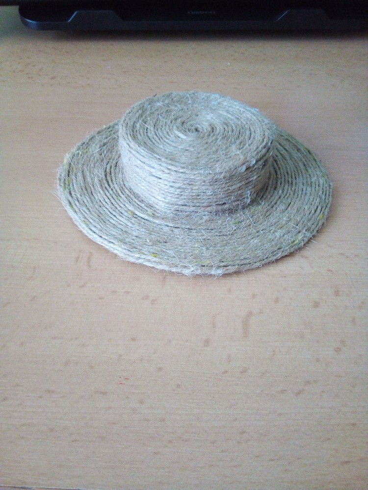 Mini klobuk 4